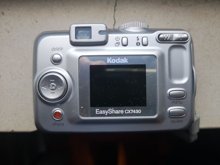 Máquina fotográfica Kodac cx7430