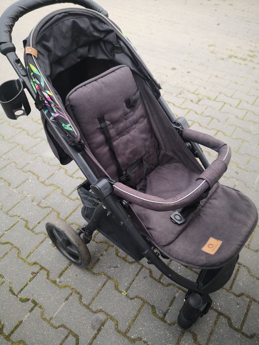 Wózek spacerówka dziecięca LIONELO Annet Plus Dreamin Czarny