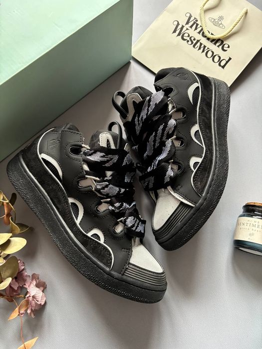4 кольори Lanvin Curb