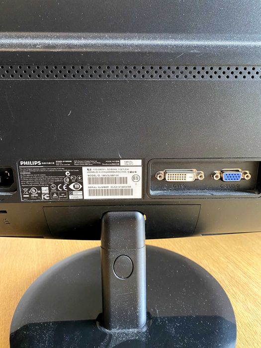 Monitor LCD Philips 196V3L 19 cali