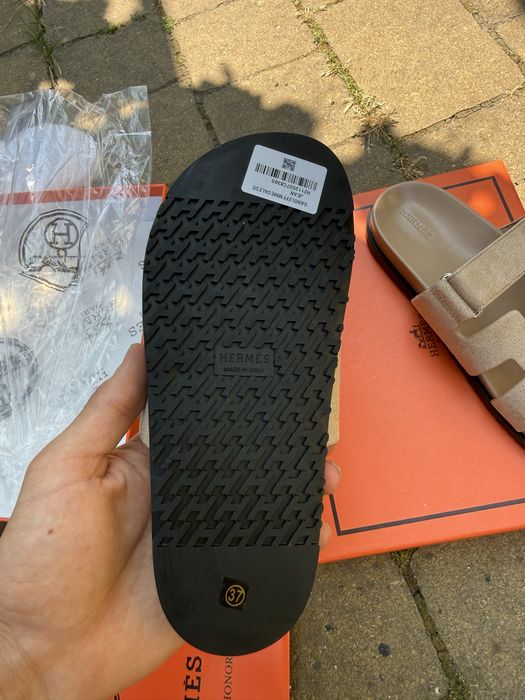Шльопанці Hermes, тапки Hermes