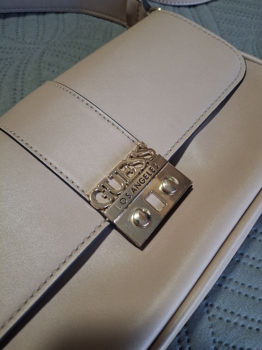 Mala Guess ombro e tiracolo