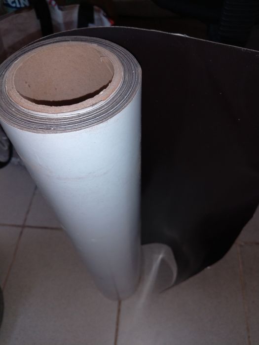 Tela magnética adesiva