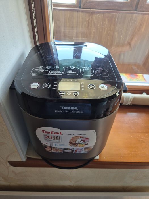 Продам хлібопічка Tefal