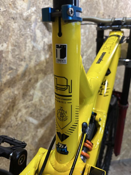 Commencal v4 supreme 2017