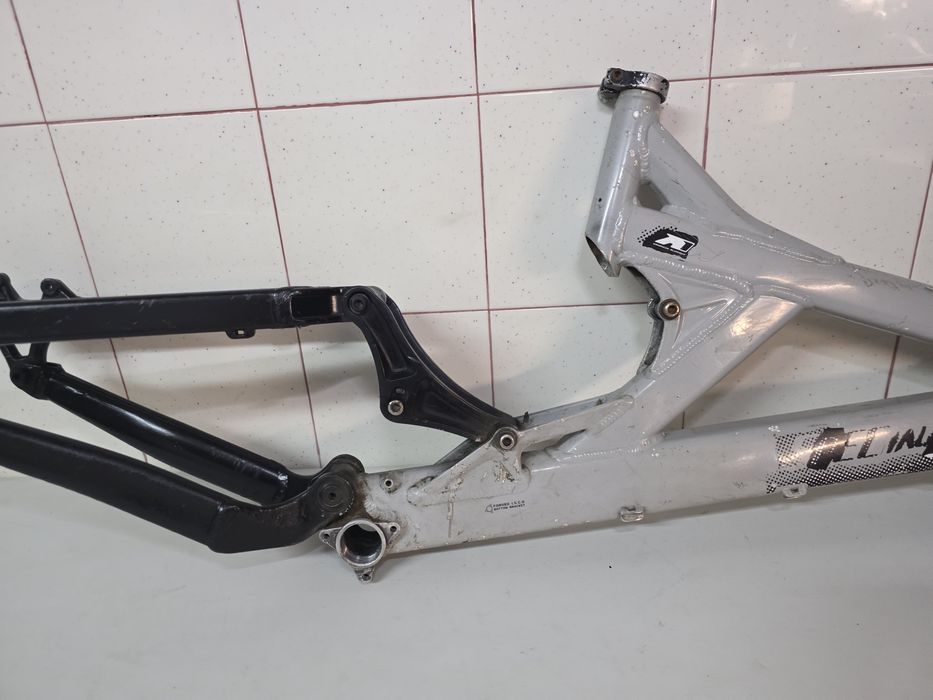 Quadro specialized big hit