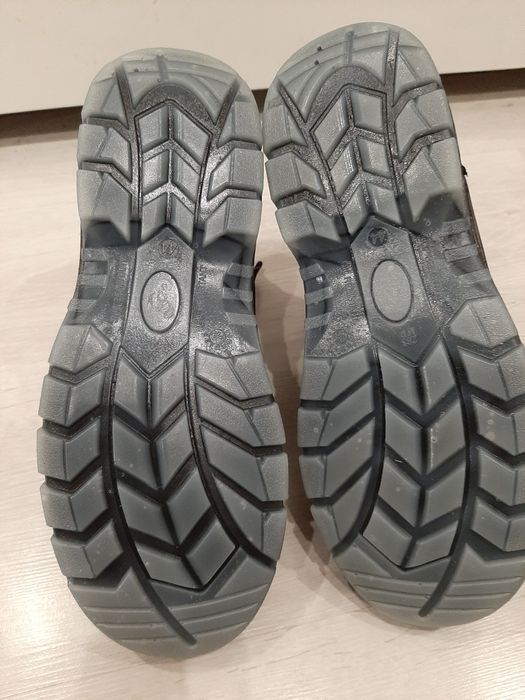 Buty nowe rozmiar 44