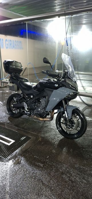 Tracer 9 2025 sò 7500kms top case Yamanha.IUC e Revisao 2026 pago