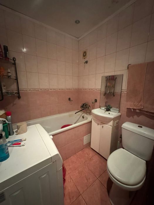 Двокімнатна квартира за вигідну ціну.