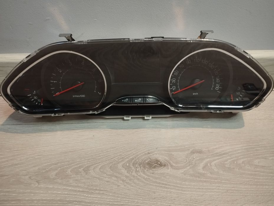 Licznik zegary prędkościomierz Peugeot 208 ]30