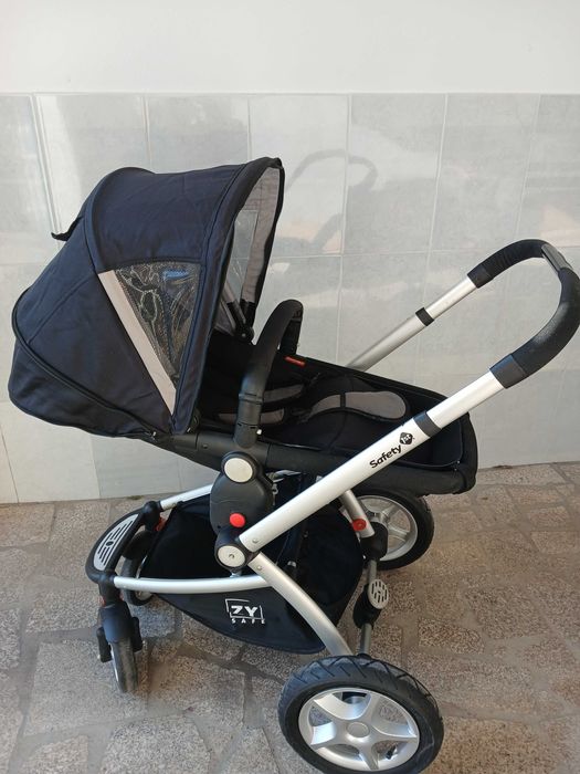 Vende-se carrinho de bebé e ovo Zippy