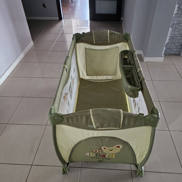 Łóżeczko turystyczne Baby Maxi Zoo 125 cm x 65 cm