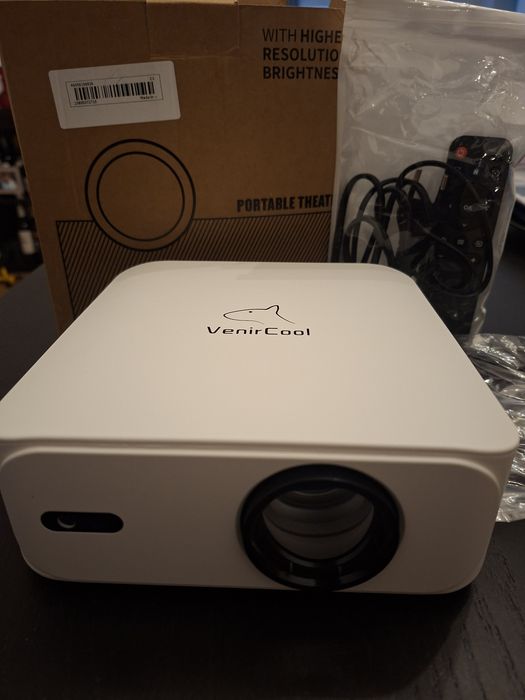 Video Projetor Inteligente Venircool C1, foco automatico wifi/bluetooth dual