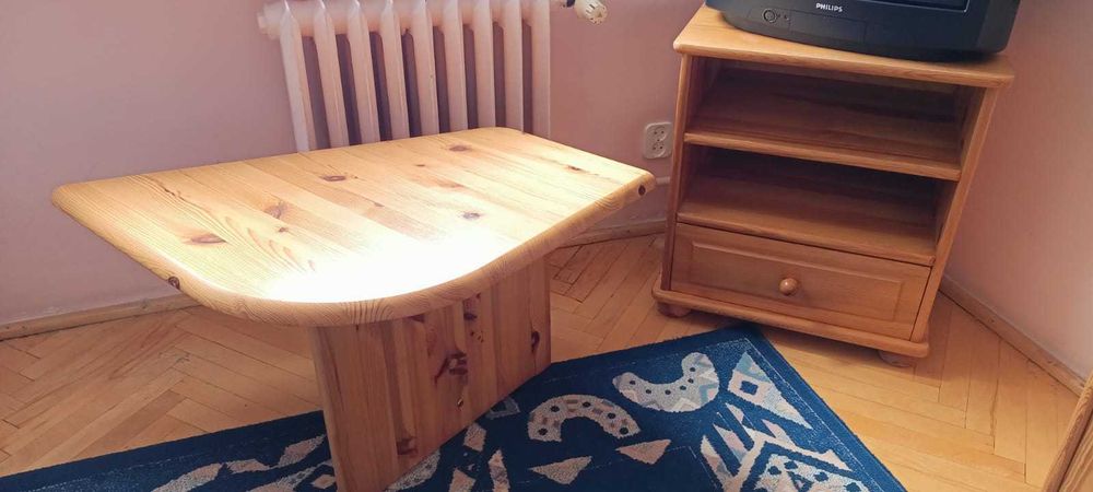 Komoda szafka RTV z litego drewna sosnowego