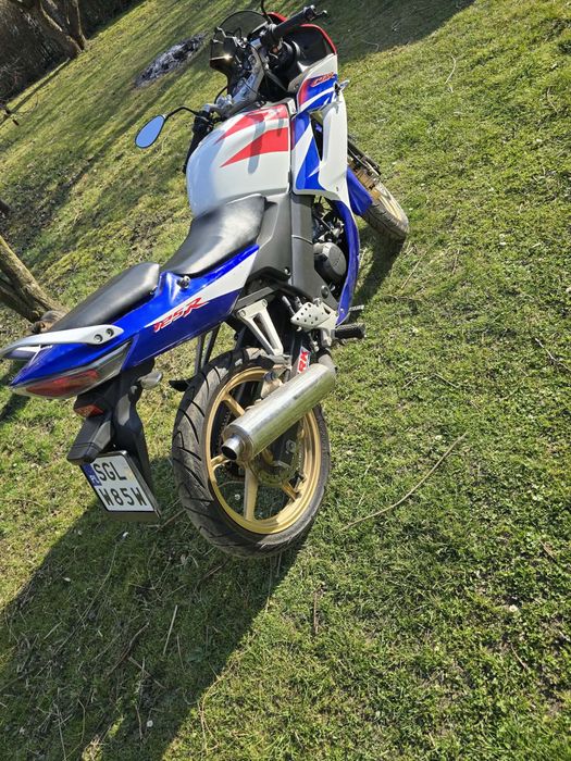 Honda cbr  125cc