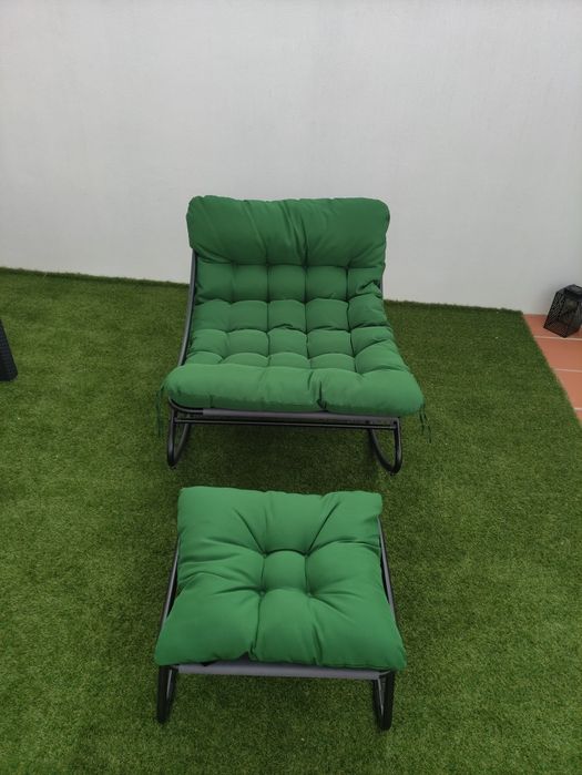 Cadeirão com repousa pés