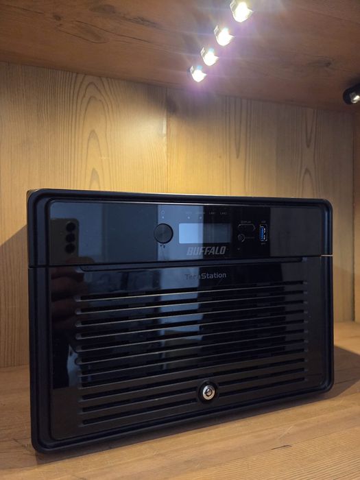Serwer plików NAS Buffalo TeraStation 5800D / 5800DWR