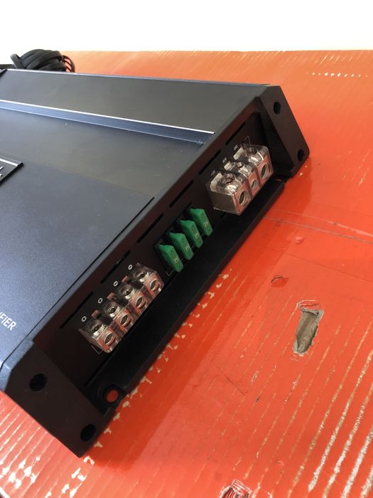 Сабвуфер та Моноблок