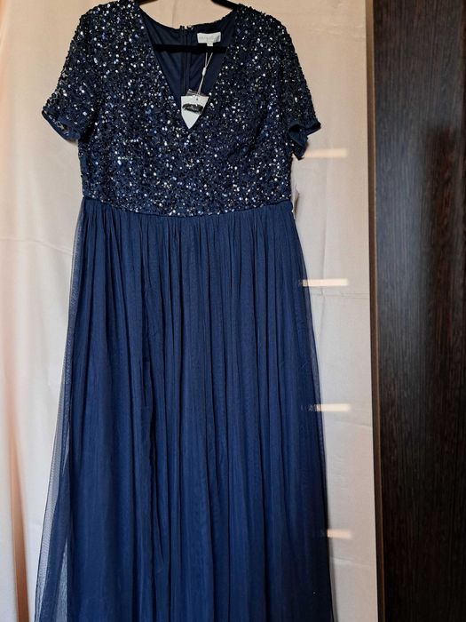 Sukienka Wieczorowa Maya Deluxe  46/XXXL Maxi Cekiny Granatowa Wesele