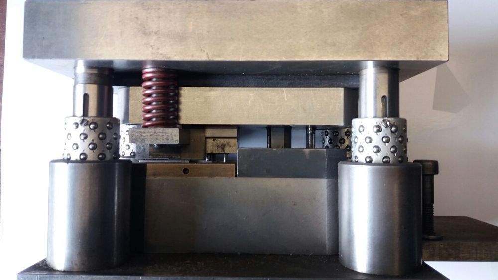 Tłocznik, krępownik- spinki do boazerii 3i4mm