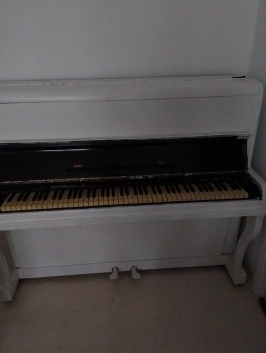 Пианино Украина. Самовывоз