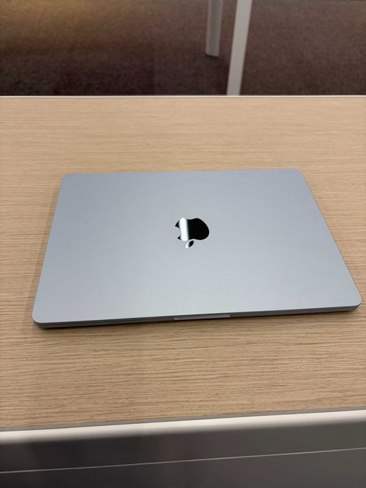 Macbook air m4 16/256