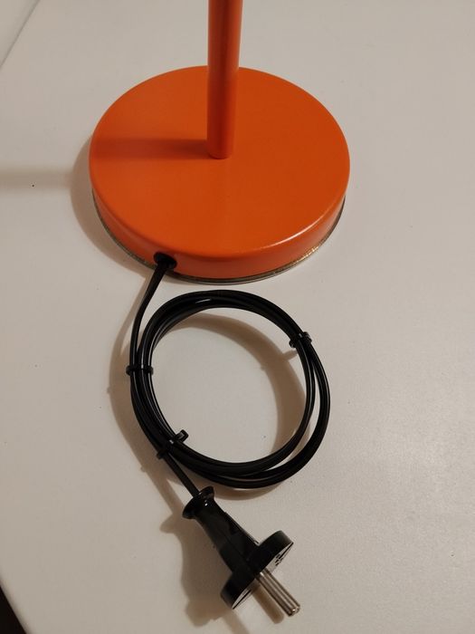 Lampka biurkowa proj. Pniewski Rudkiewicz POLAM WilkasyPRLpo renowacji