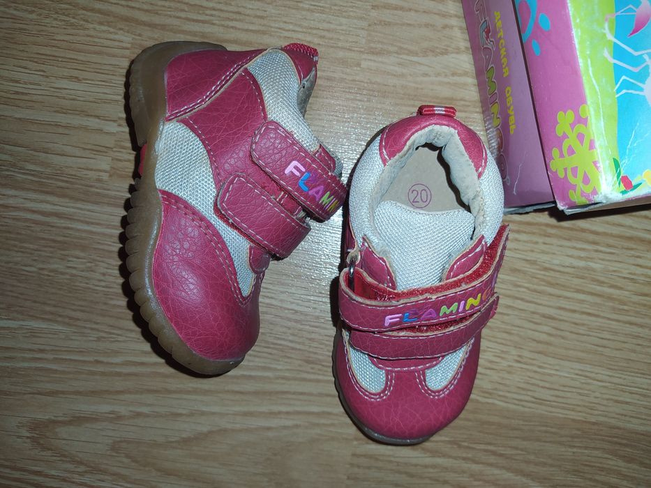 Кроссовки,ботинки на девочку размер 20