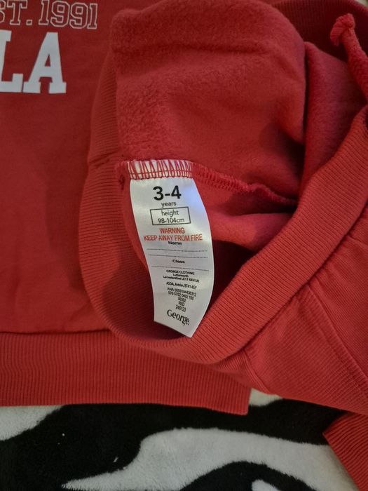 Dres chłopięcy 104cm.