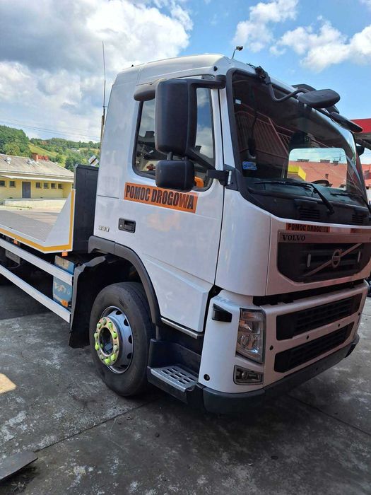 Laweta Volvo FM 330 rok 2010