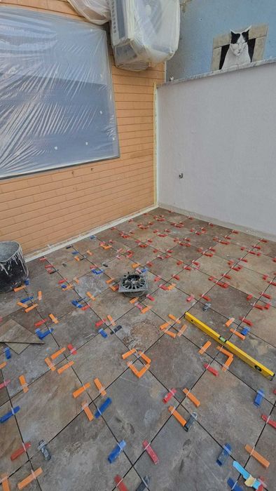 Empreiteiro, Remodelação raiz