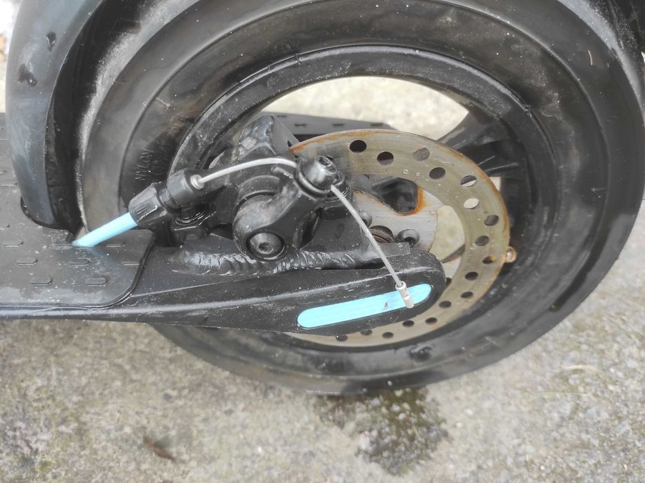 Електросамокат Proove