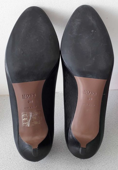 Buty, szpilki skórzane Hugo Boss, rozmiar 38.