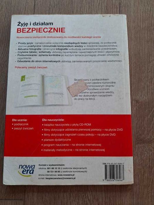 Podręcznik "Żyje i działam bezpiecznie"