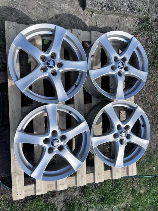 4xfelga aluminiowa 17” SKODA/VW/SEAT/AUDI (5x112 ET40)