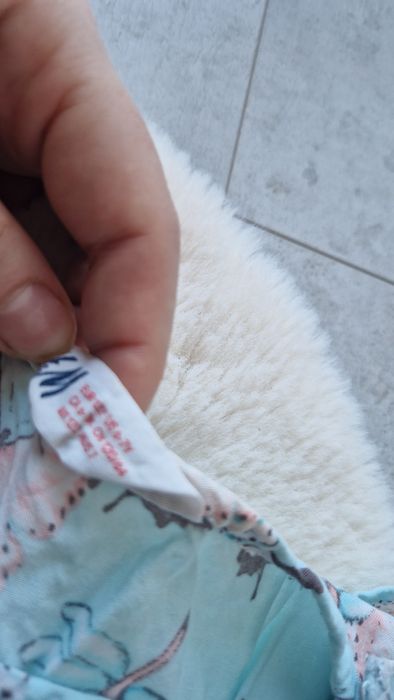 Kombinezon dziewczęcy w motyle 122/128