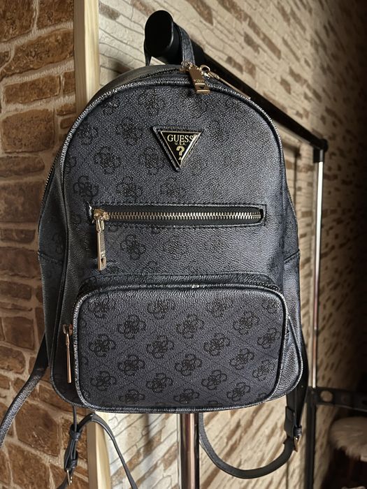 Рюкзак жіночий Guess