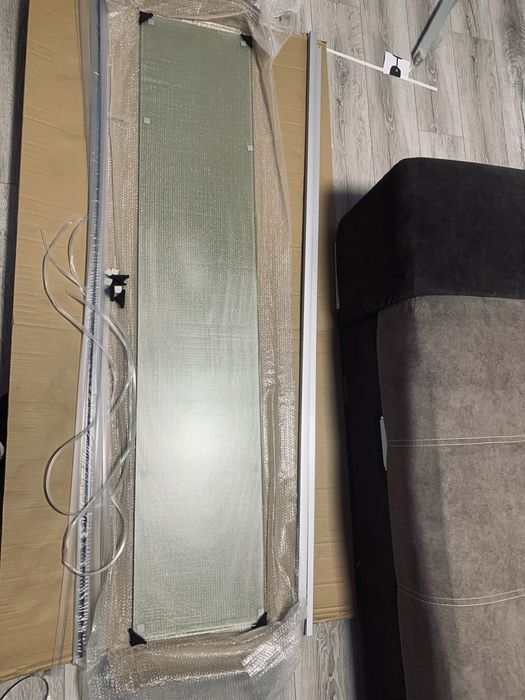 Стекло для душевых кабинок 173.5х34 см