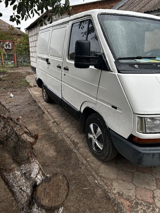 Продаю Renault Trafic 2.1D — 1999 рік, робочий стан