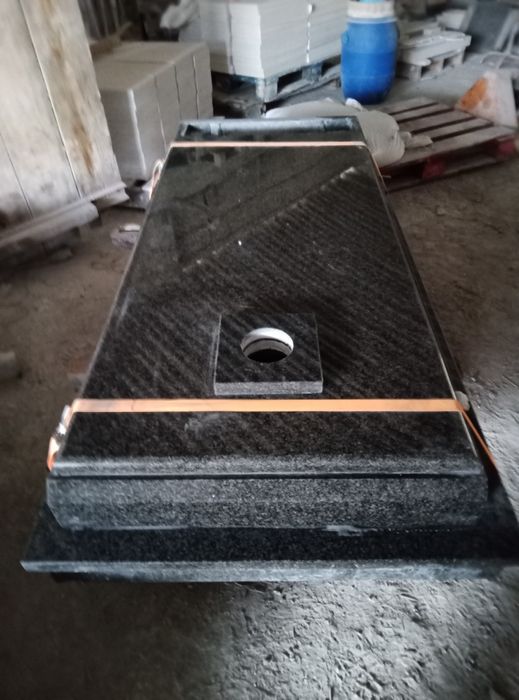 Campas granitos e mármore com lapida