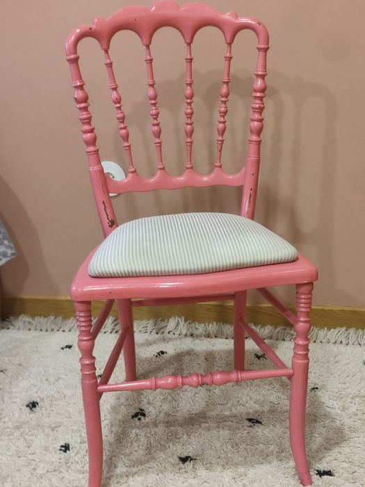 Cadeira  com estofo