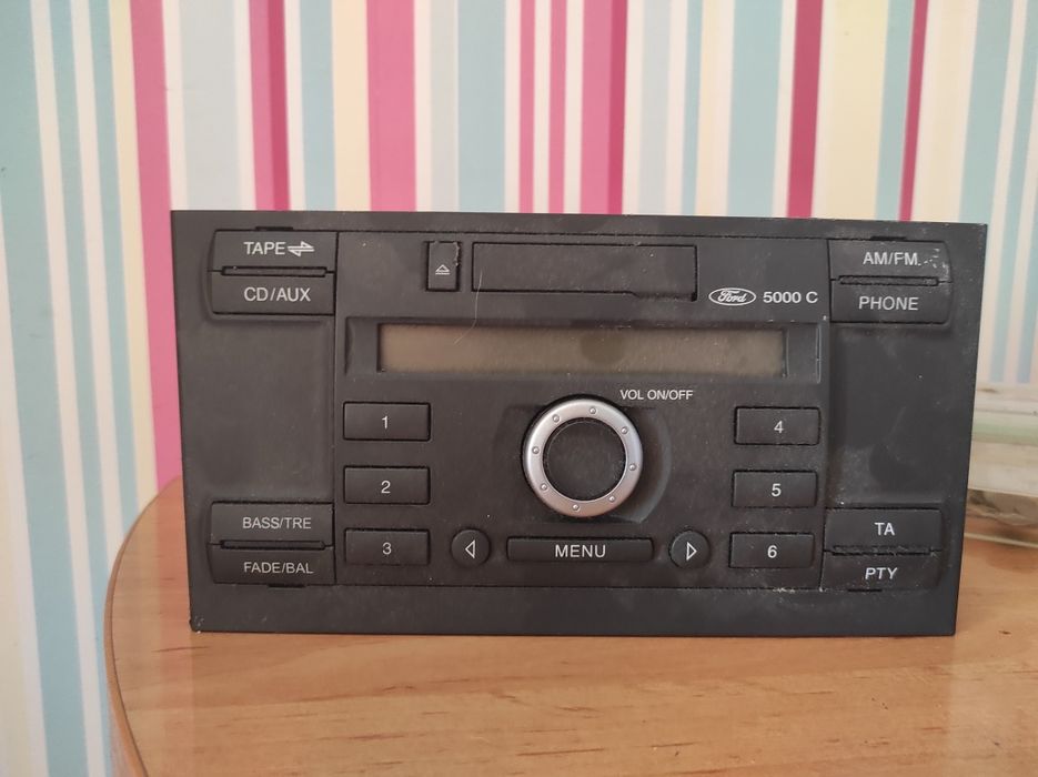 Radio do Ford Mondeo