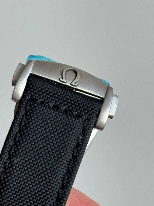 чоловічий наручний годинник Omega Speedmaster 44 mm