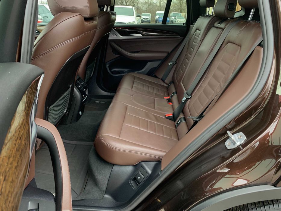 BMW X3 2018 2.0 бензин