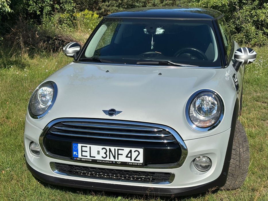Samochód Mini cooper