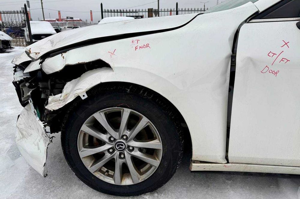 Продам Mazda 3 2019 без ремонту