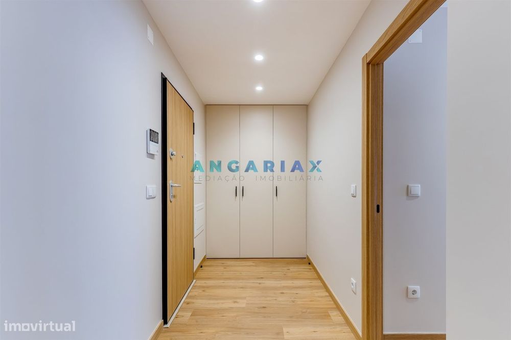ANG1592 - Apartamento T1 para Venda em Leiria