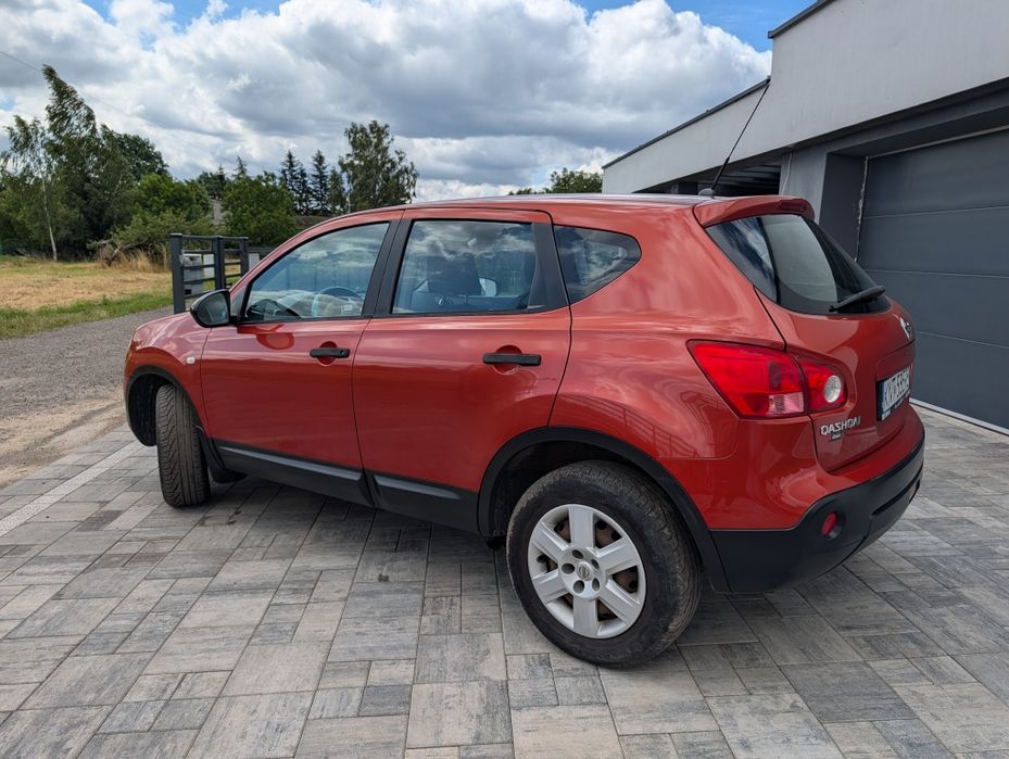 Nissan Qashqai 1.6 benzynka 1 właściciel , salon pl
