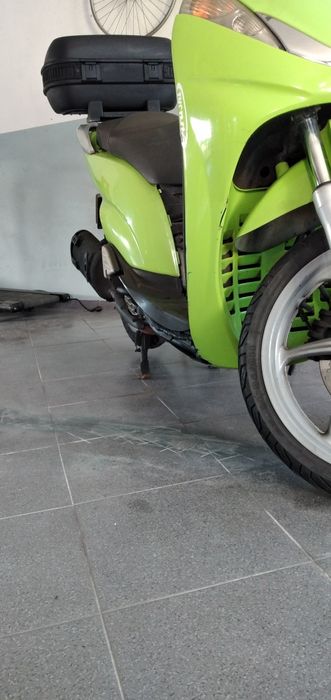 Honda SH 300cc Scooter já RESERVADA Boa mecânica topkaise incluída Distrito do Porto.