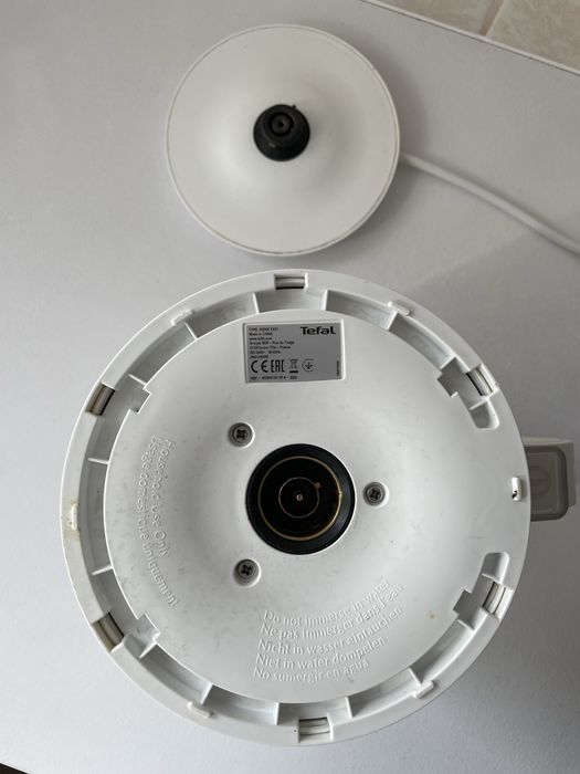 Czajnik elektryczny TEFAL